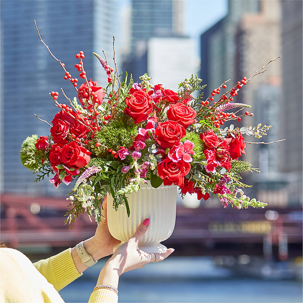 Big Red Bow Bouquet – VICKIE'S FLOWERS, Cypress CA