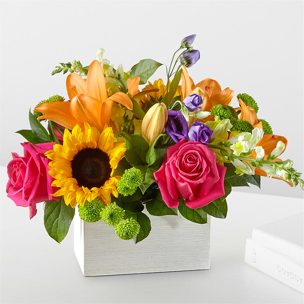 Best Day Box Bouquet – VICKIE'S FLOWERS, Cypress CA
