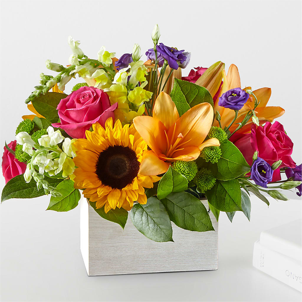 Best Day Box Bouquet – VICKIE'S FLOWERS, Cypress CA