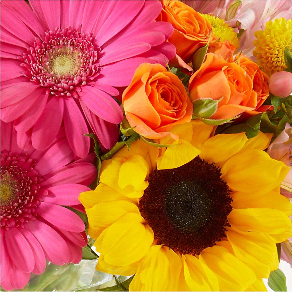 Florist Original Mixed Bouquet – VICKIE'S FLOWERS, Cypress CA