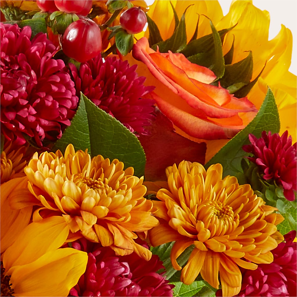 Sweater Season - A Florist Original – VICKIE'S FLOWERS, Cypress CA