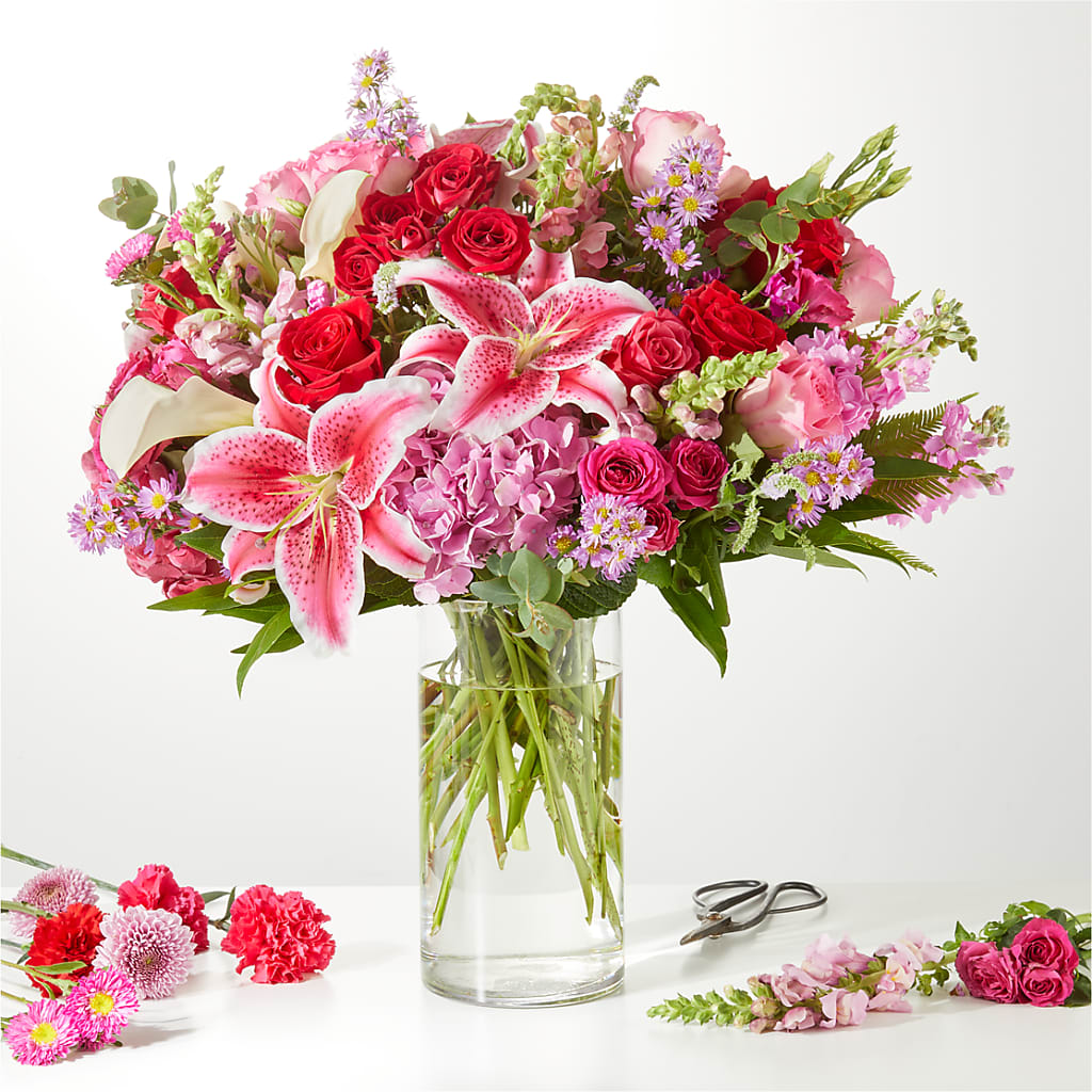 Swooning Over You - A Luxury Florist Original – VICKIE'S FLOWERS, Cypress CA