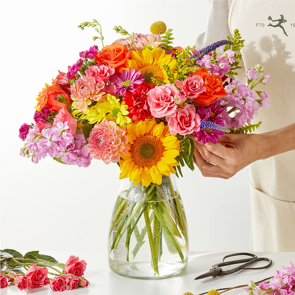 Cue the Confetti - A Florist Original – VICKIE'S FLOWERS, Cypress CA