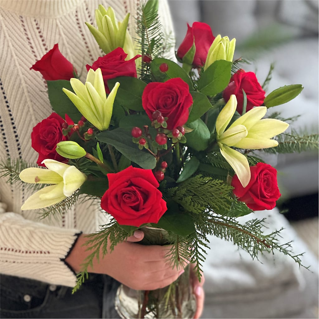 Glittering Lights Bouquet – VICKIE'S FLOWERS, Cypress CA