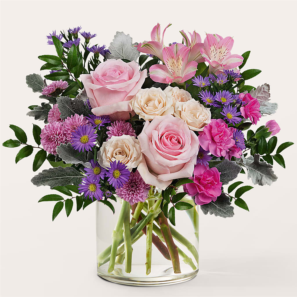 Light as a Feather Bouquet – VICKIE'S FLOWERS, Cypress CA