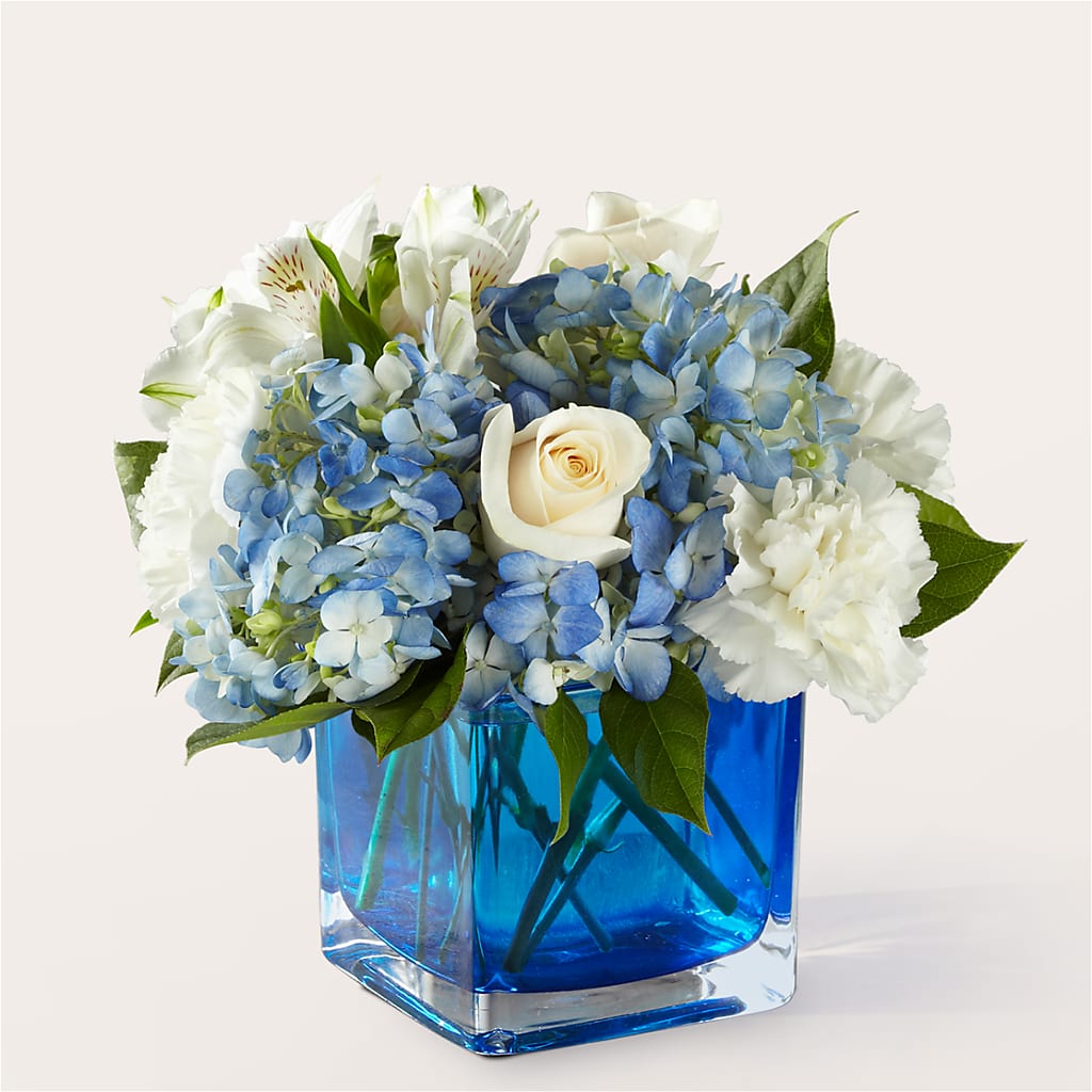 Soothing Waters Bouquet – VICKIE'S FLOWERS, Cypress CA