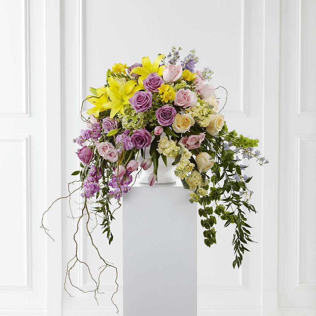 Display of Affection Arrangement – VICKIE'S FLOWERS, Cypress CA