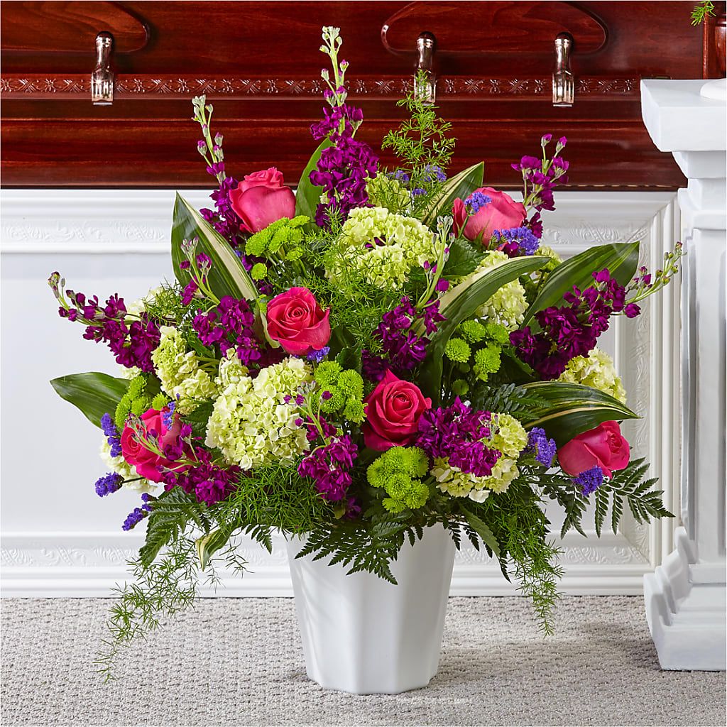 Beautiful Horizons Floor Basket – VICKIE'S FLOWERS, Cypress CA