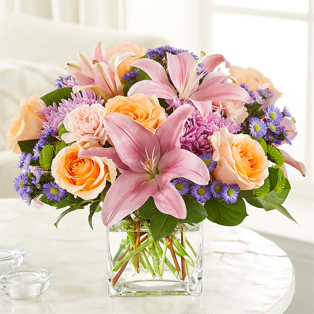 Delicate Details Bouquet – VICKIE'S FLOWERS, Cypress CA