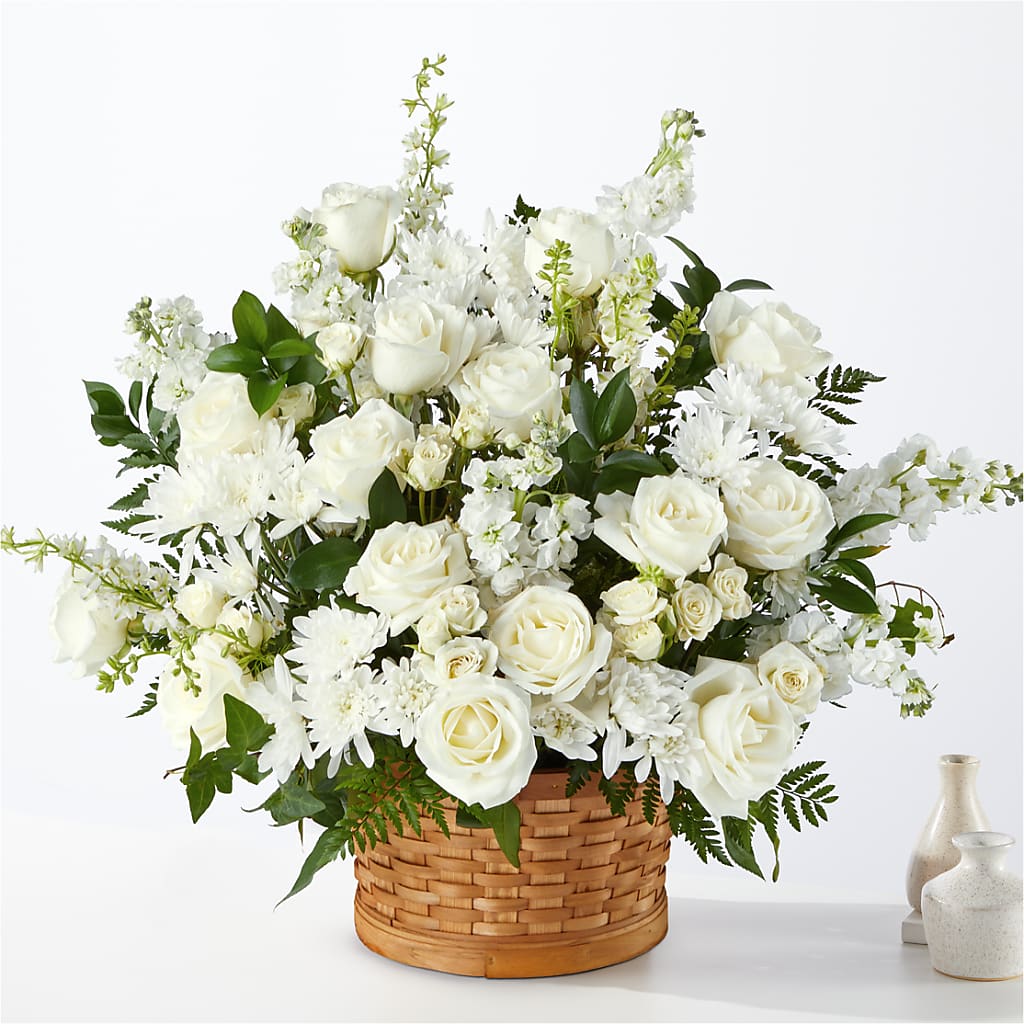 Heartfelt Condolences Arrangement – VICKIE'S FLOWERS, Cypress CA