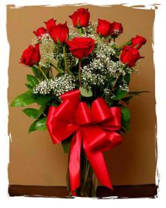 Classic Dozen Roses – VICKIE'S FLOWERS, Cypress CA