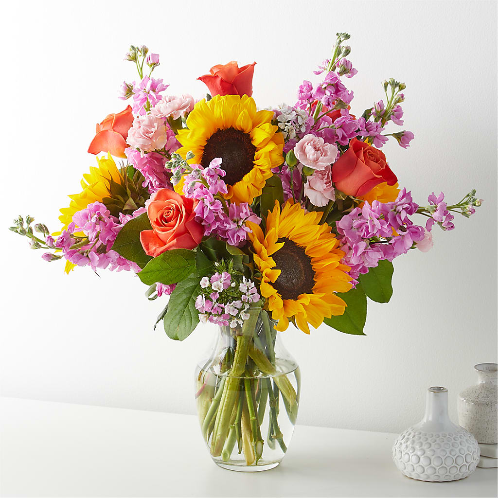 Yellow Brick Road Bouquet – VICKIE'S FLOWERS, Cypress CA