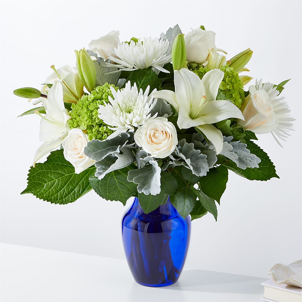 Snowy Dreams Bouquet – VICKIE'S FLOWERS, Cypress CA