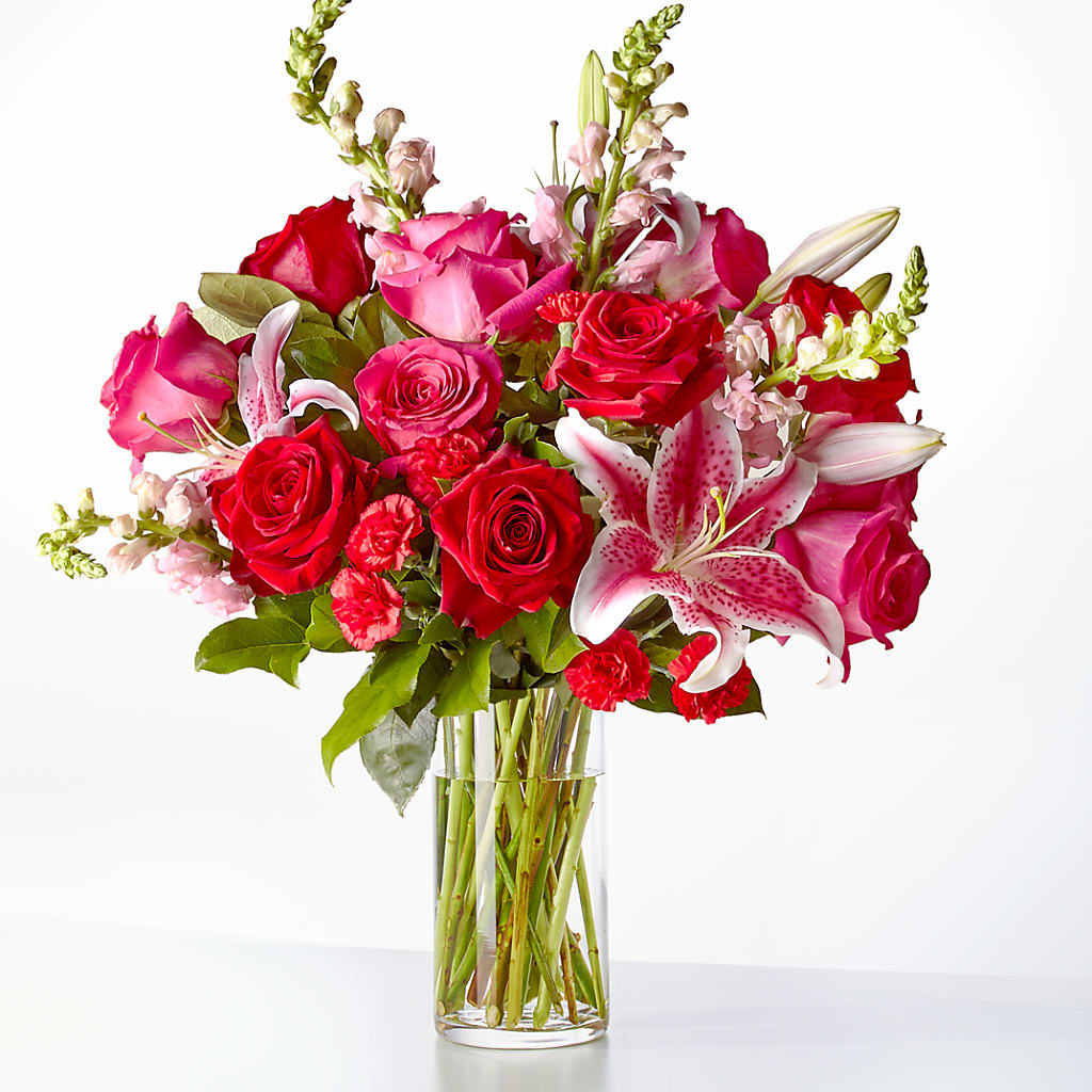 Love at First Sight Bouquet – VICKIE'S FLOWERS, Cypress CA