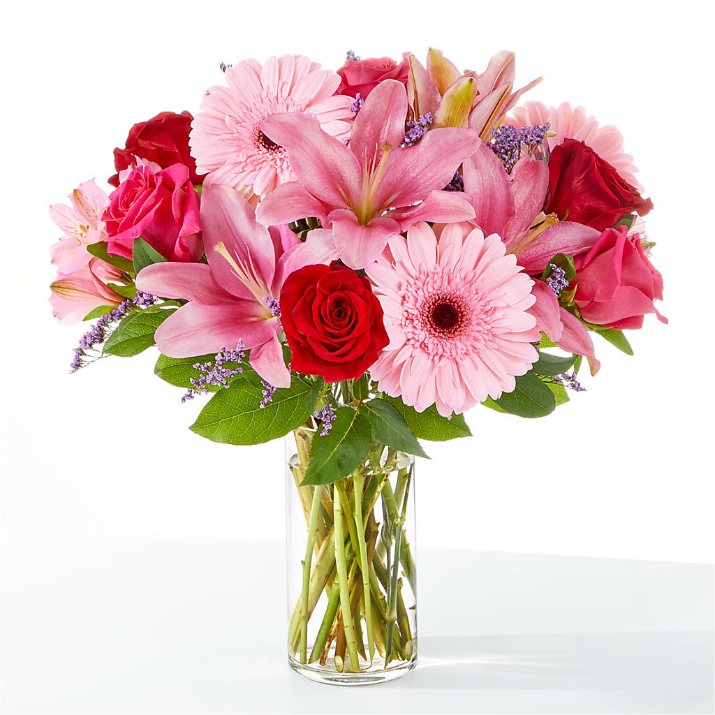Lots of Love Bouquet – VICKIE'S FLOWERS, Cypress CA