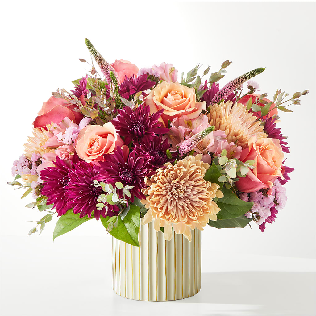 Berry Cobbler Bouquet with Ivory Vase – VICKIE'S FLOWERS, Cypress CA