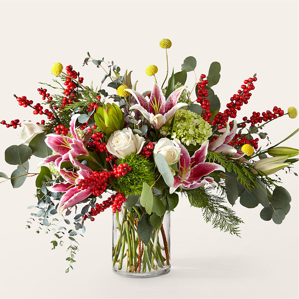 Berry & Bright Bouquet – VICKIE'S FLOWERS, Cypress CA