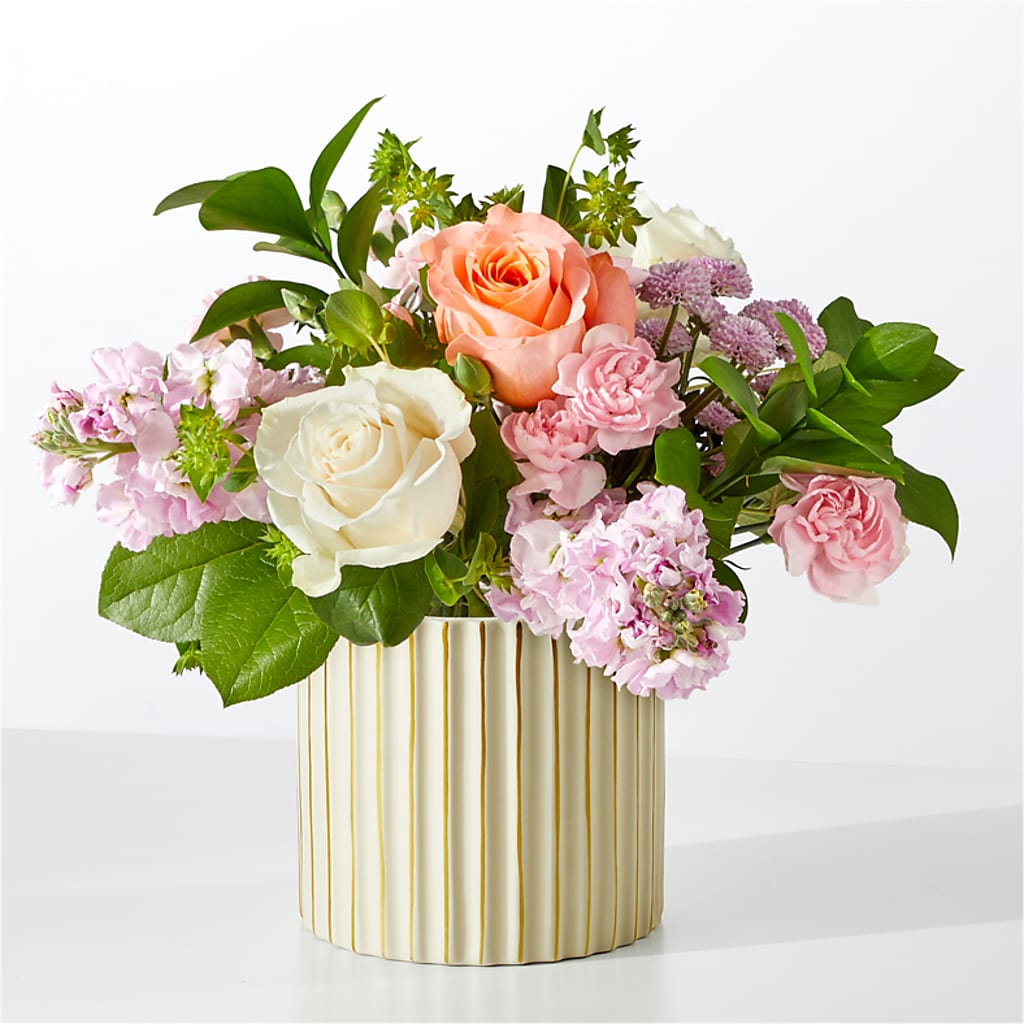 French Market Bouquet with Ivory Vase – VICKIE'S FLOWERS, Cypress CA