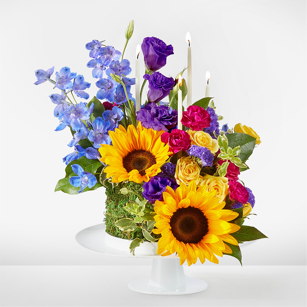 Star of the Day Floral Cake – VICKIE'S FLOWERS, Cypress CA