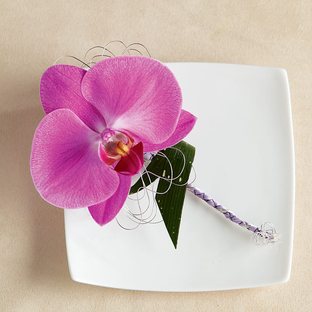 Glorious Boutonniere – VICKIE'S FLOWERS, Cypress CA