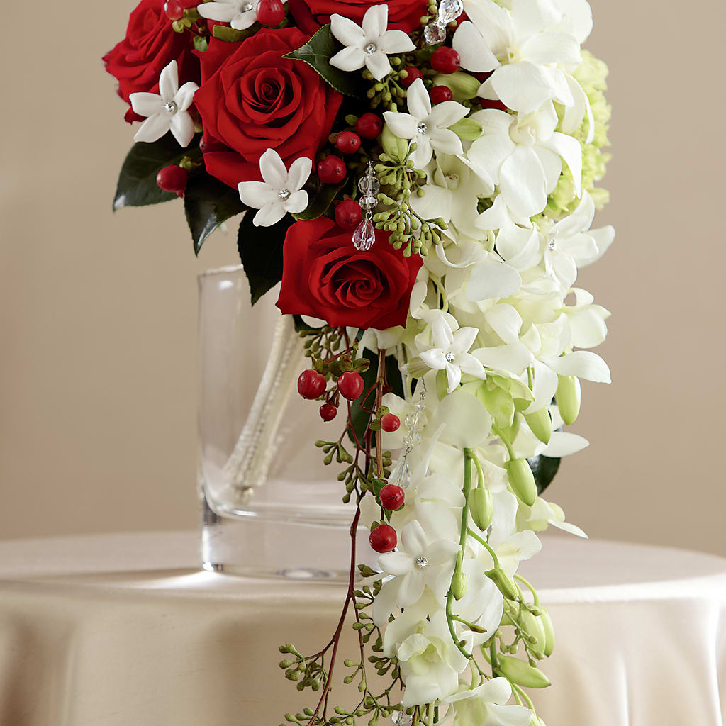 Here Comes the Bride Bouquet – VICKIE'S FLOWERS, Cypress CA
