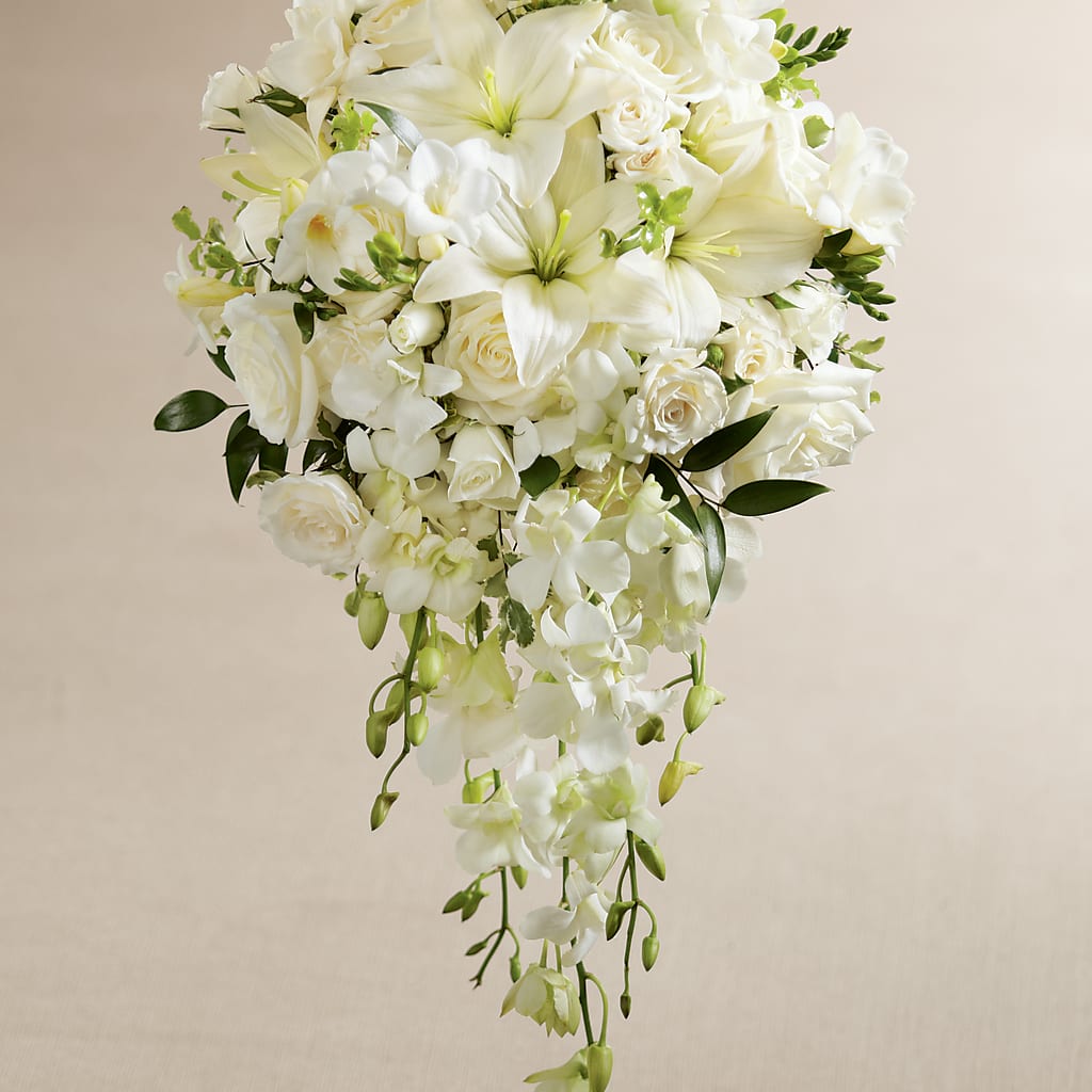 White Wonders Bouquet – VICKIE'S FLOWERS, Cypress CA