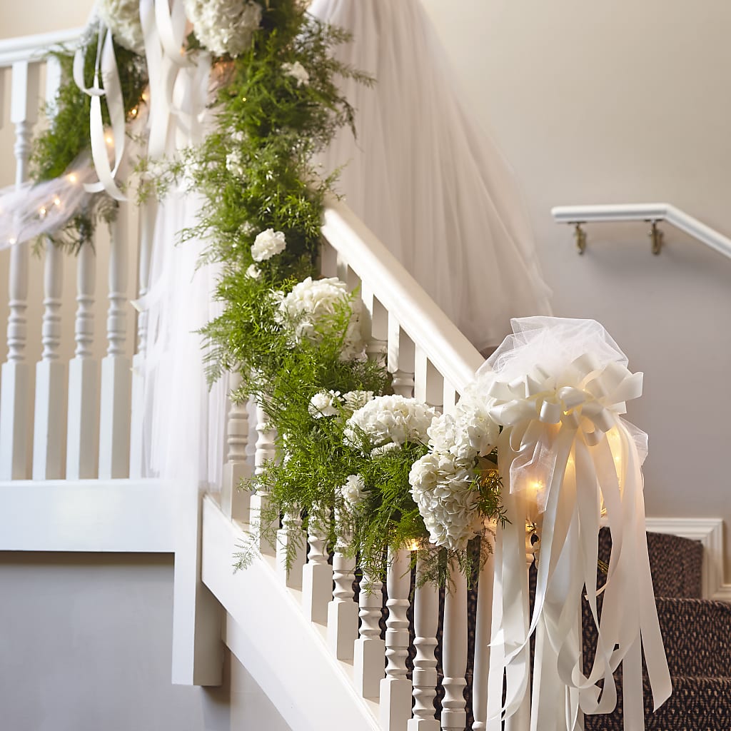 Champagne Dreams Garland – VICKIE'S FLOWERS, Cypress CA