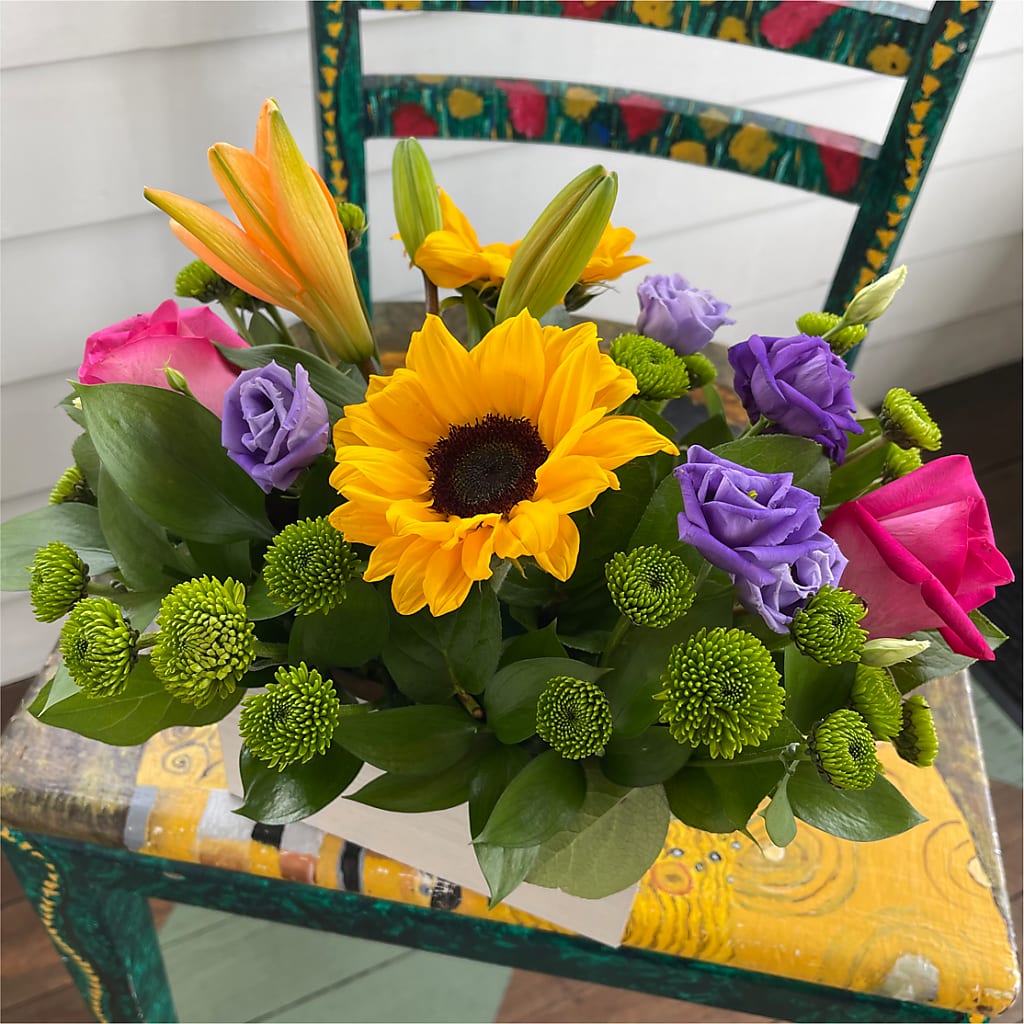 Best Day Box Bouquet – VICKIE'S FLOWERS, Cypress CA