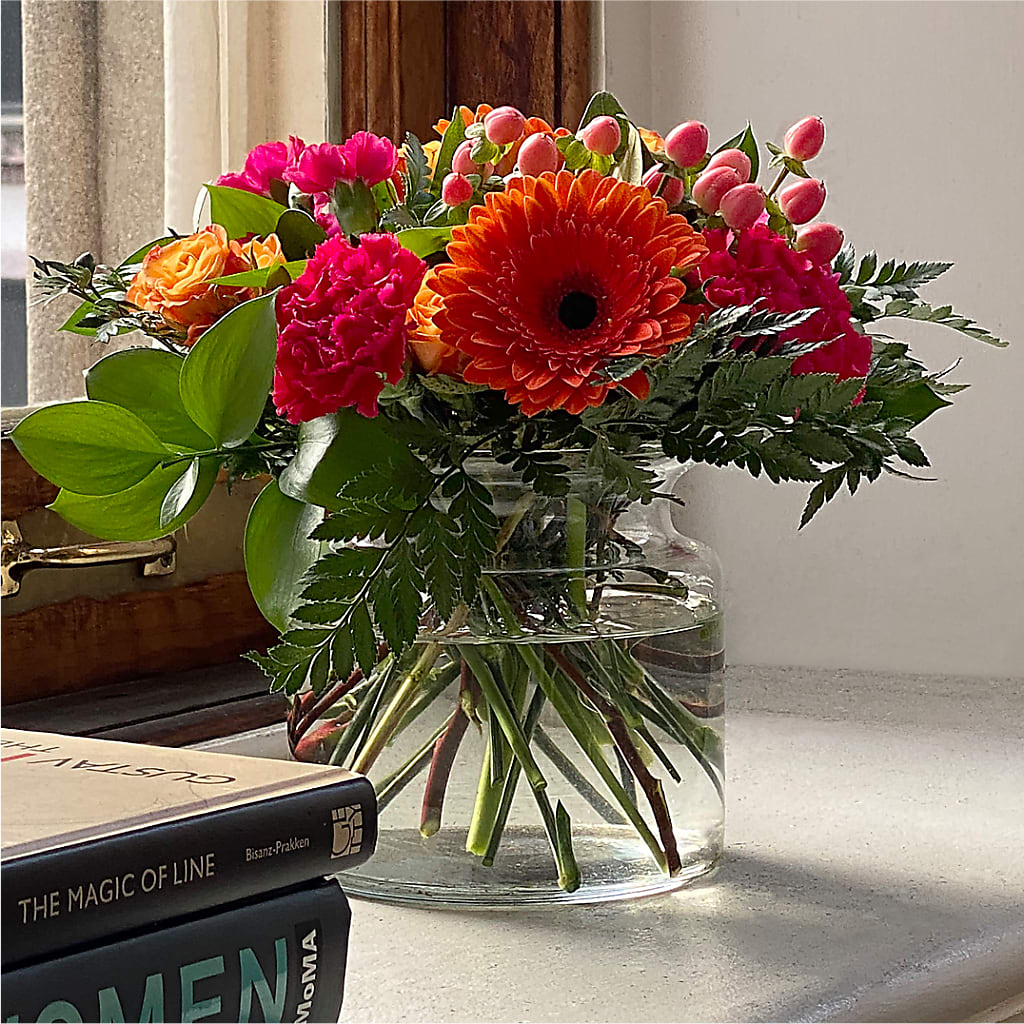 Fiesta Bouquet – VICKIE'S FLOWERS, Cypress CA
