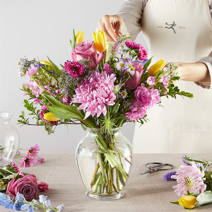 Pastel Tradition - A Florist Original – VICKIE'S FLOWERS, Cypress CA