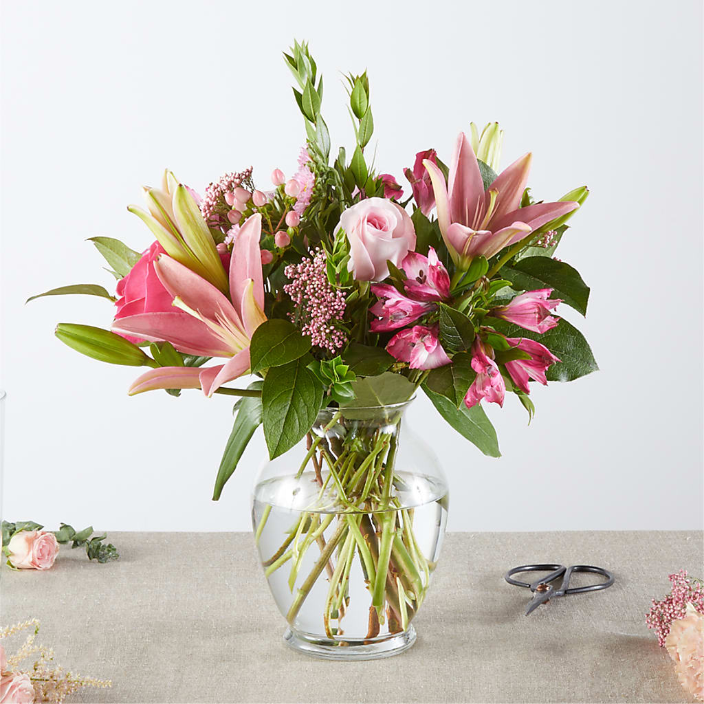 Pink Ribbon - A Florist Original – VICKIE'S FLOWERS, Cypress CA