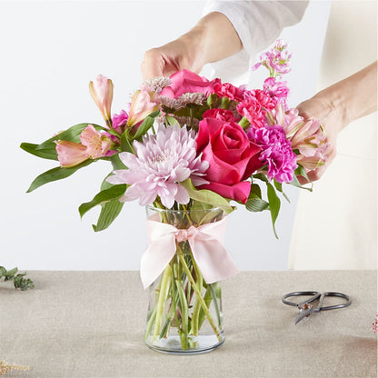 Pink Ribbon - A Florist Original – VICKIE'S FLOWERS, Cypress CA