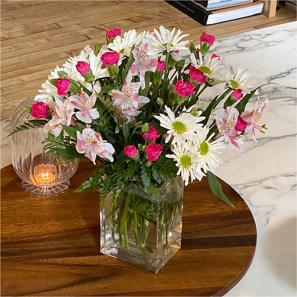 Sweet Surprises® Bouquet – VICKIE'S FLOWERS, Cypress CA