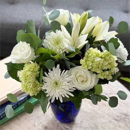 Snowy Dreams Bouquet – VICKIE'S FLOWERS, Cypress CA