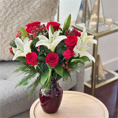 Evergreen Delight Bouquet – VICKIE'S FLOWERS, Cypress CA
