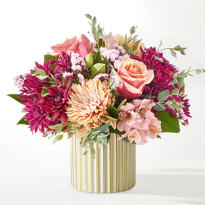 Berry Cobbler Bouquet with Ivory Vase – VICKIE'S FLOWERS, Cypress CA