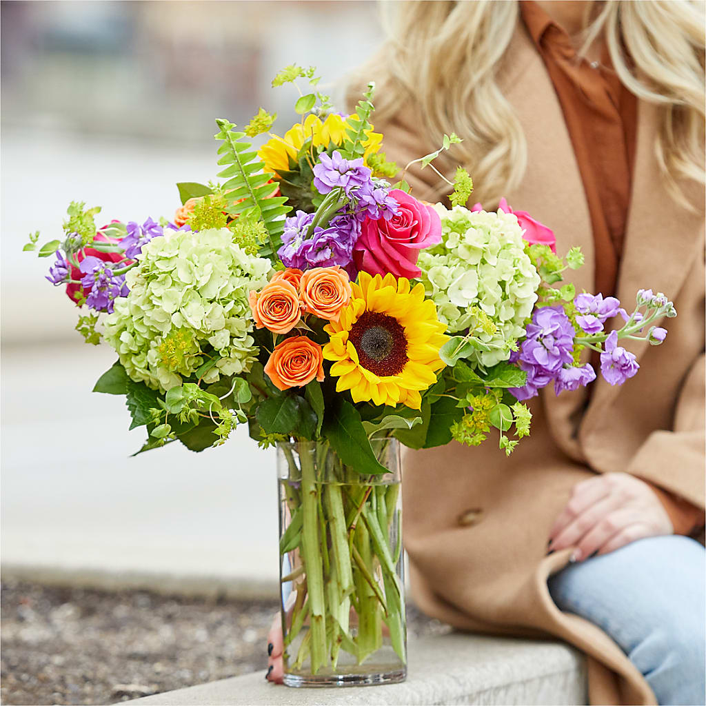 Vibrant Greetings Bouquet – VICKIE'S FLOWERS, Cypress CA
