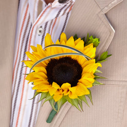Free Spirit Boutonniere – VICKIE'S FLOWERS, Cypress CA